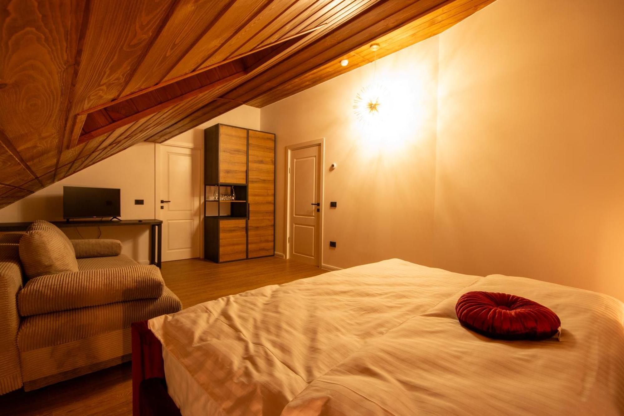 Domeniul Nordului Bucovlna Hotel Vámfalu Kültér fotó