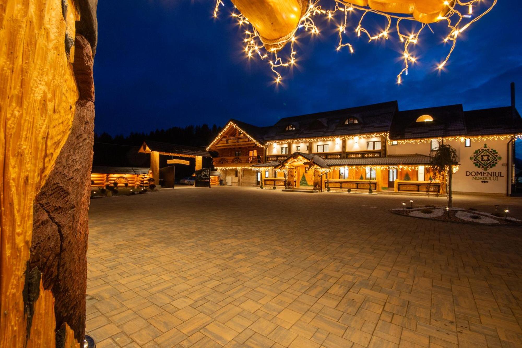 Domeniul Nordului Bucovlna Hotel Vámfalu Kültér fotó