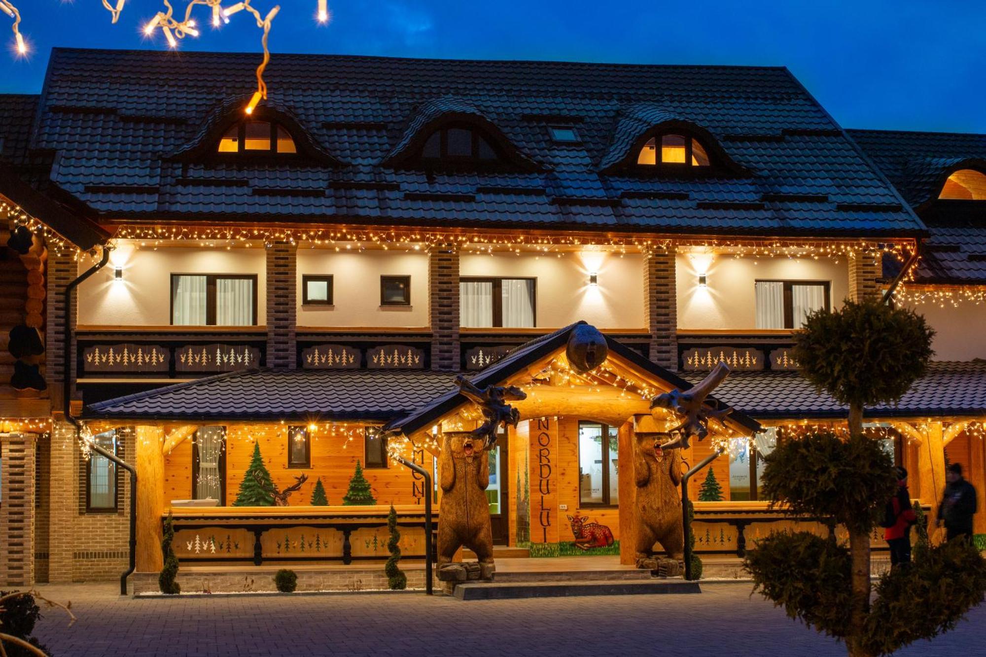 Domeniul Nordului Bucovlna Hotel Vámfalu Kültér fotó
